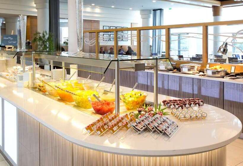 בית מלון כפרי Hilton Paris Charles De Gaulle Airport