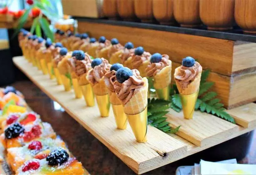 בית מלון כפרי Hilton Paris Charles De Gaulle Airport