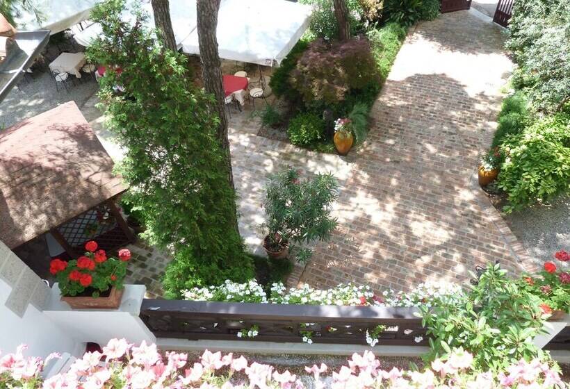 בית מלון כפרי La Meridiana