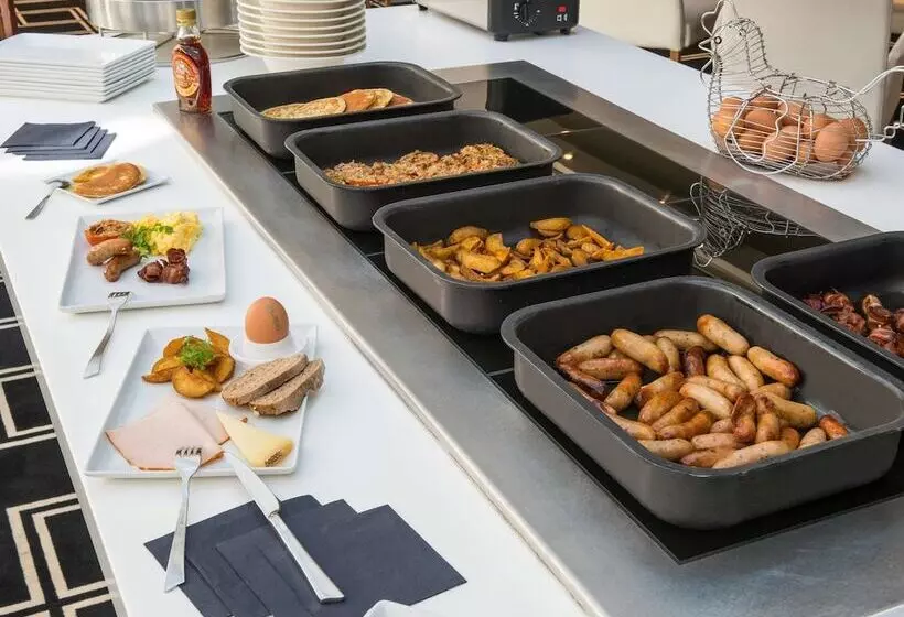 ホテル Mercure Montpellier Centre Antigone