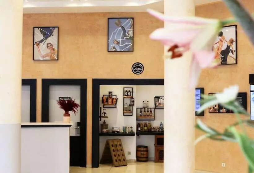 ホテル Mercure Montpellier Centre Antigone