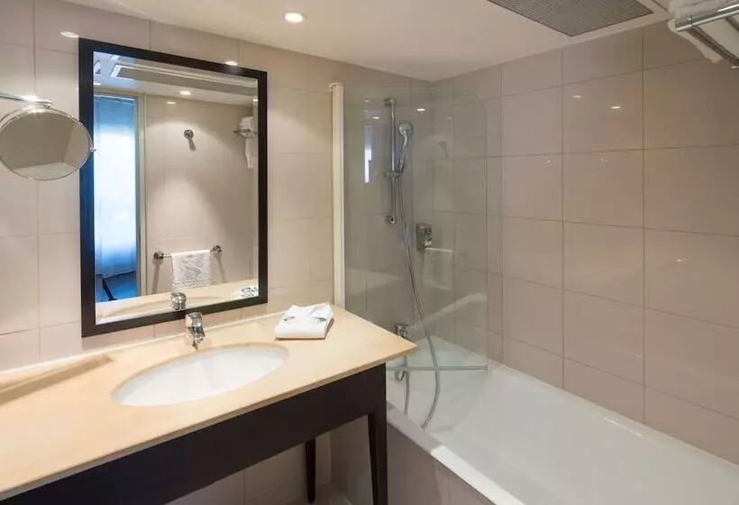 ホテル Mercure Montpellier Centre Antigone