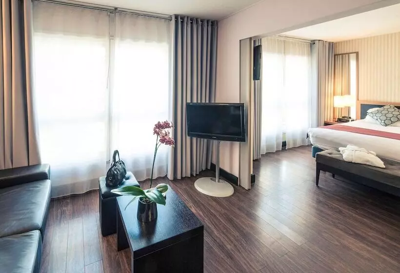 ホテル Mercure Montpellier Centre Antigone