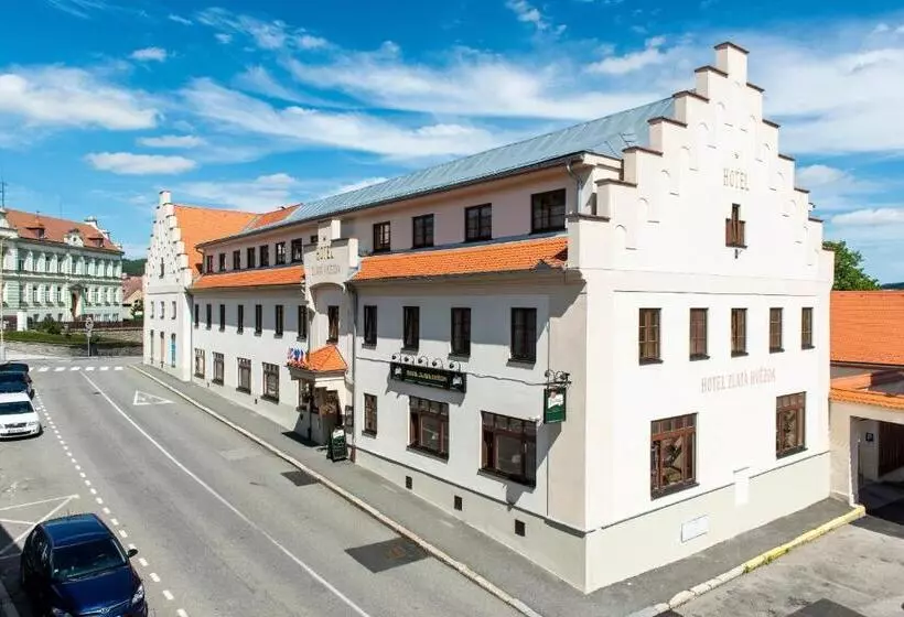 בית מלון כפרי Zlatá Hvězda