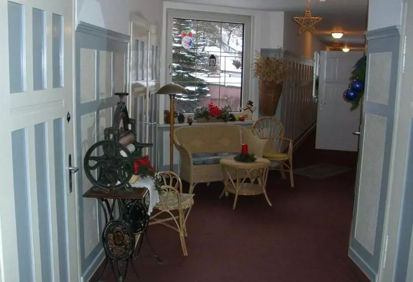 Отель Stadt Suhl