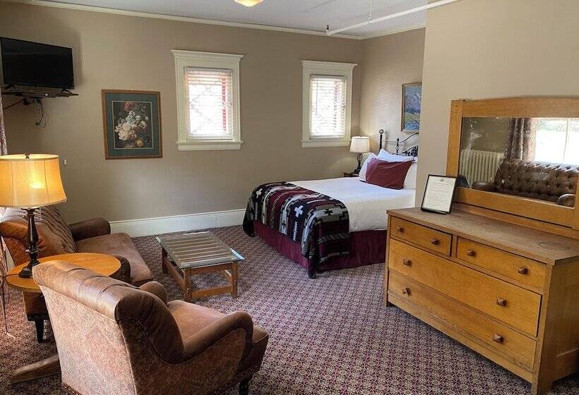 هتل The Historic Redstone Inn