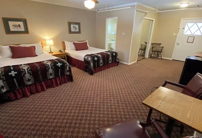 בית מלון כפרי The Historic Redstone Inn