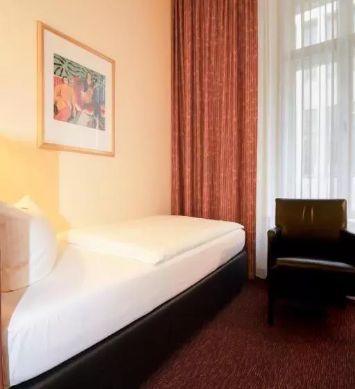 Akzent Hotel Am Goldenen Strauss