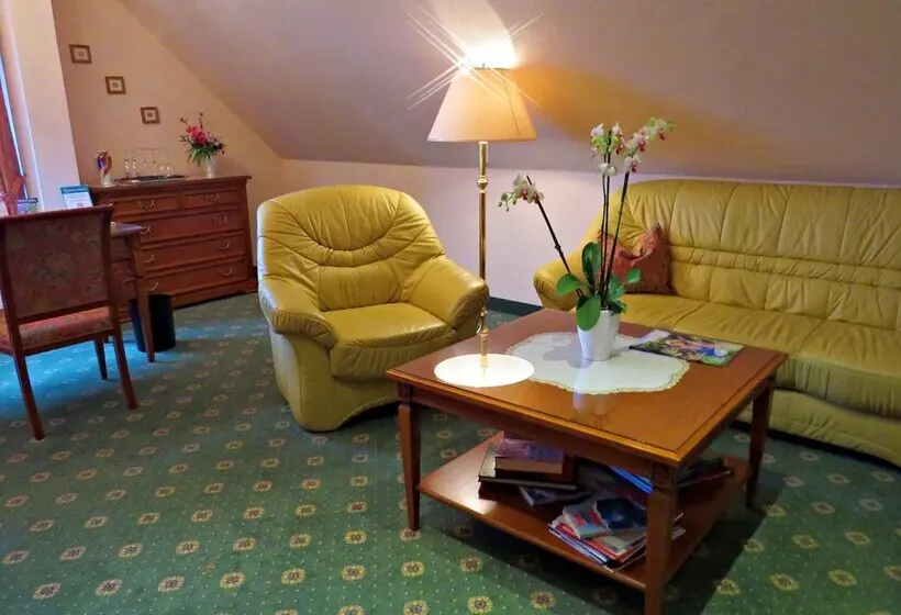 Отель Landhaus Dierkow