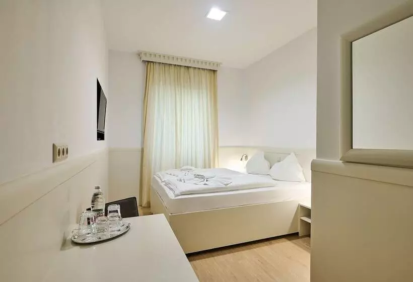 Best Western Hotel Strasser