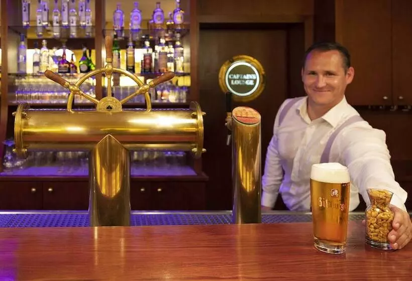 Hotelli Zur Post  Ein Rovell