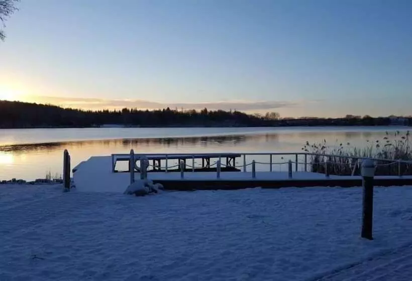 بنسيون Bootshaus Wockersee