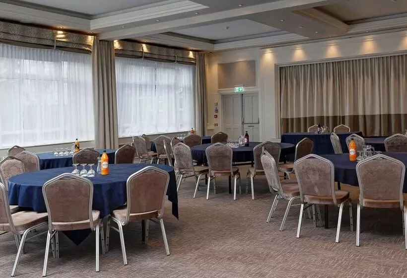 The Shrubbery Hotel, Ilminster