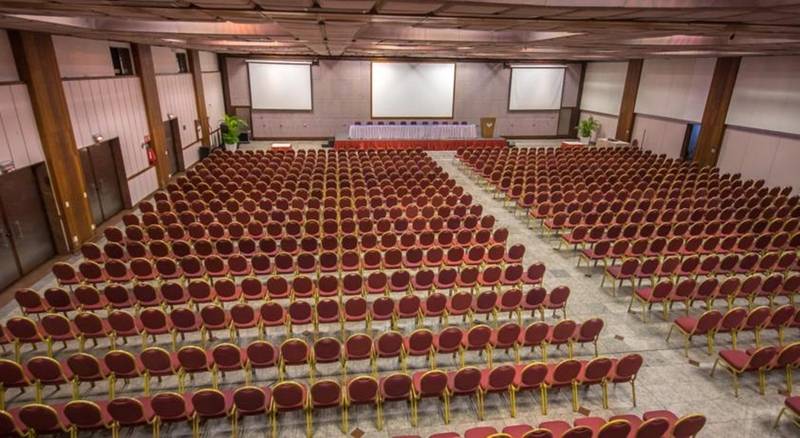 ホテル Fiesta Bahia