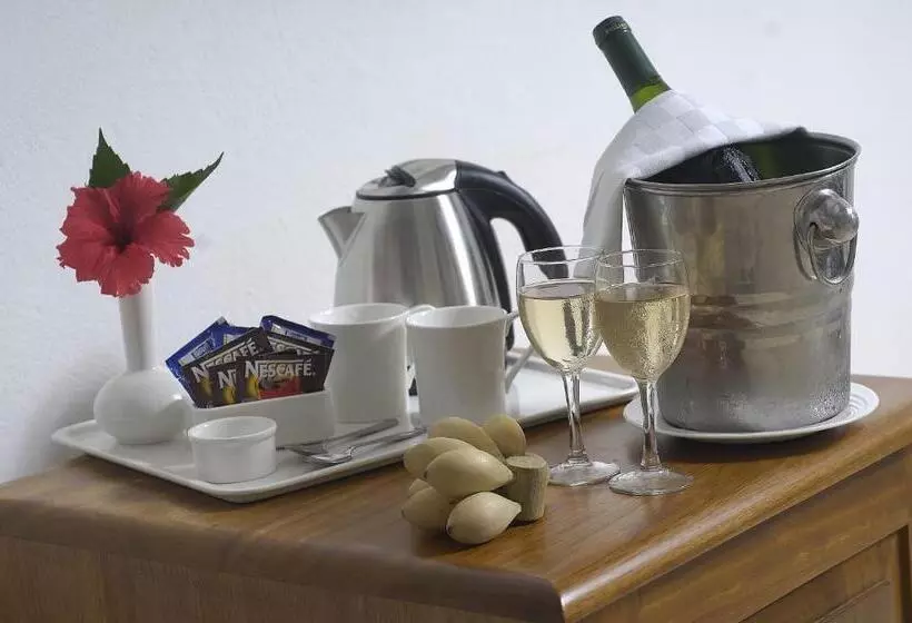 Отель Pinewood Beach Resort And Spa