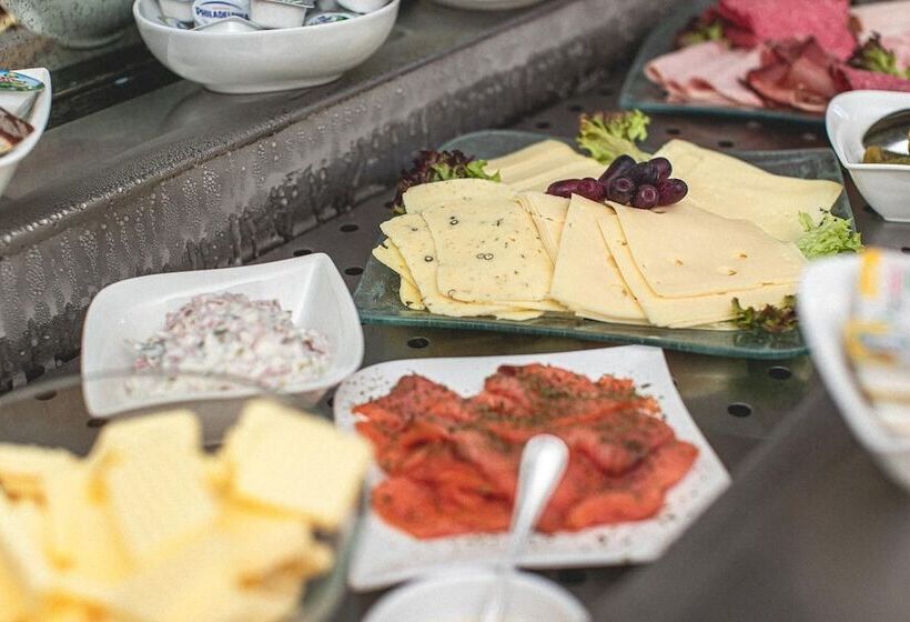 Plaza Premium Parkhotel Norderstedt