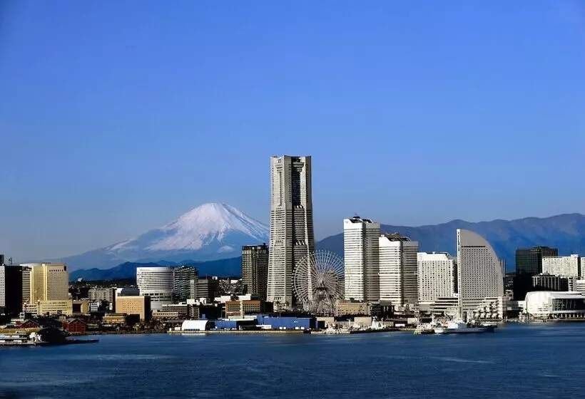 هتل Yokohama Royal Park
