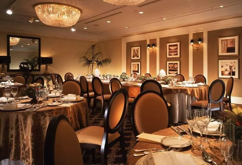 هتل Yokohama Royal Park