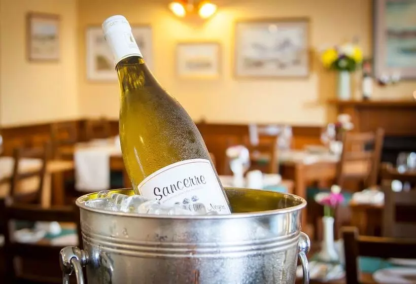 Eldons Hotel & Restaurant