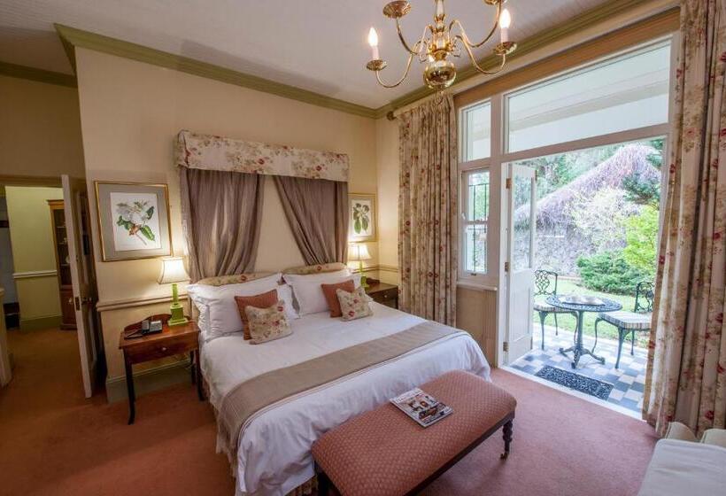 בית מלון כפרי Hacklewood Hill Country House