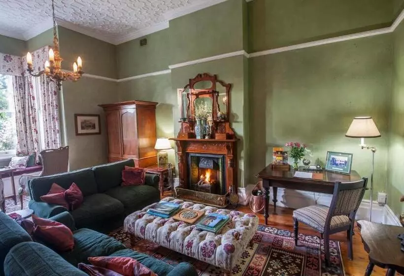 호텔 Hacklewood Hill Country House