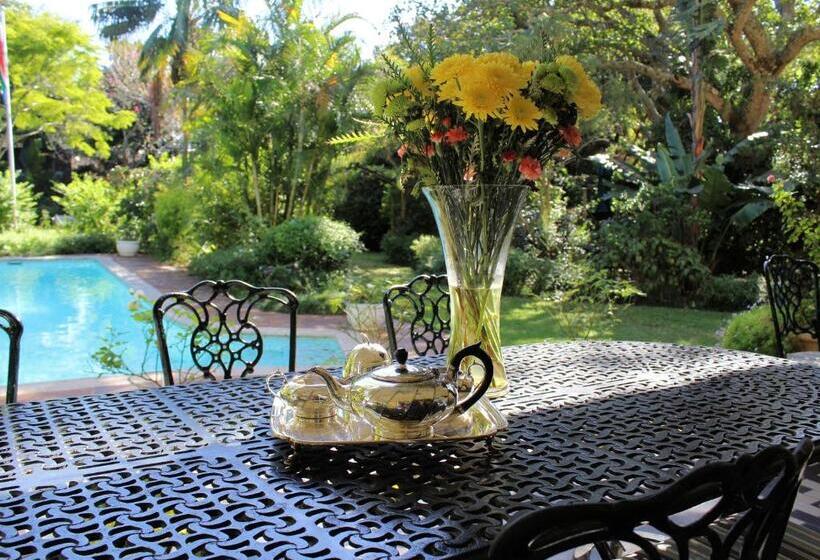 בית מלון כפרי Hacklewood Hill Country House