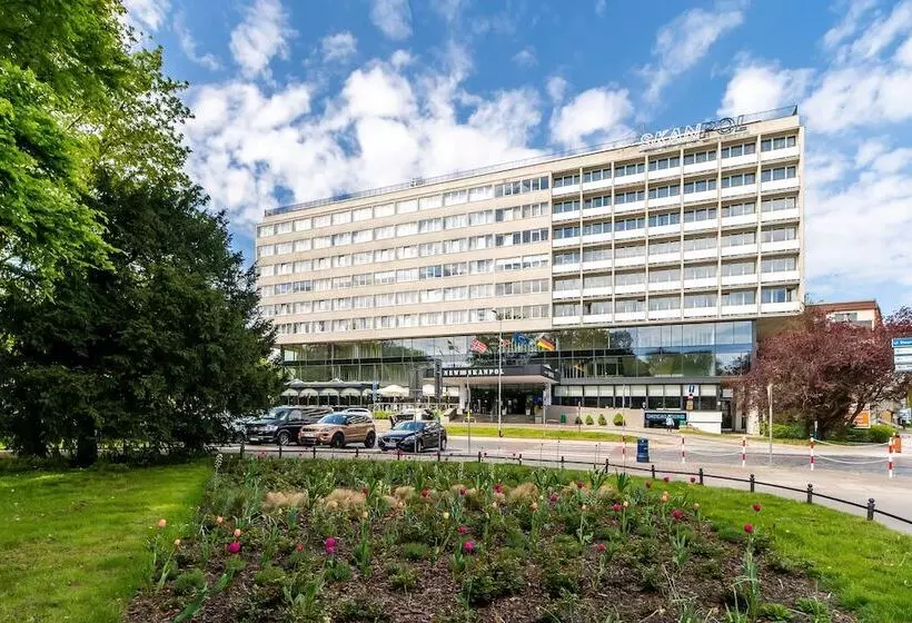 ホテル New Skanpol