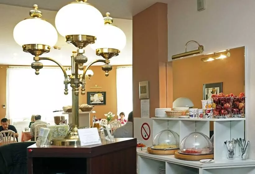 Continental Hotel Pension