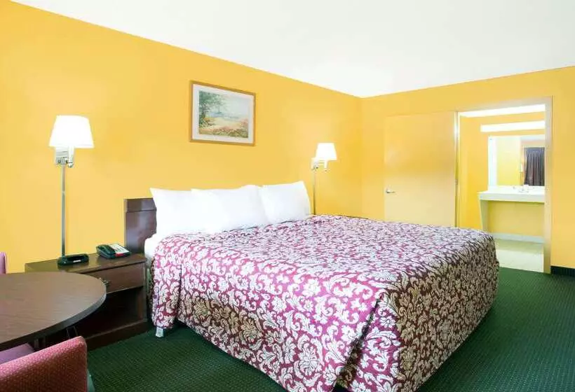 فندق Days Inn By Wyndham Camilla