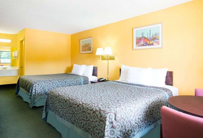 ホテル Days Inn By Wyndham Camilla