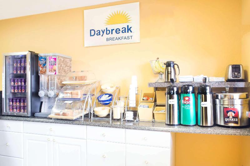 ホテル Days Inn By Wyndham Camilla