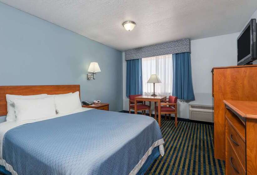 فندق Days Inn By Wyndham Las Vegas