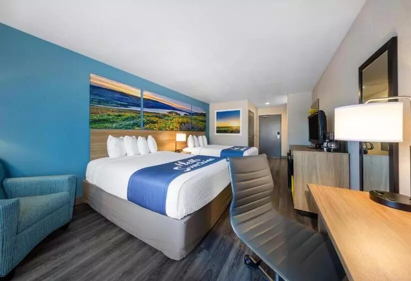 فندق Days Inn By Wyndham Lathrop