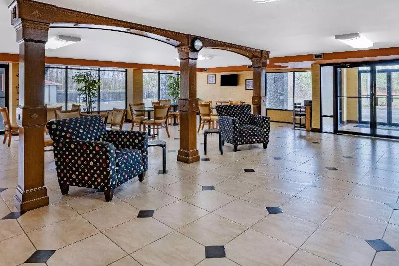 Отель Days Inn By Wyndham Leeds