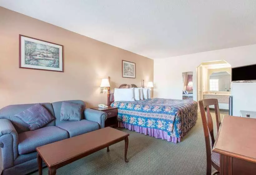 Отель Days Inn By Wyndham Picayune