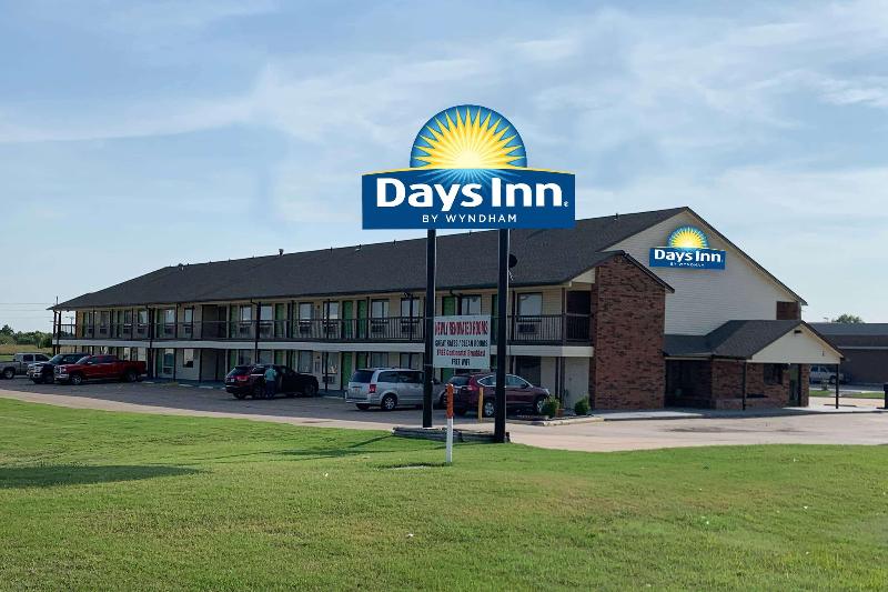 호텔 Days Inn By Wyndham Pratt