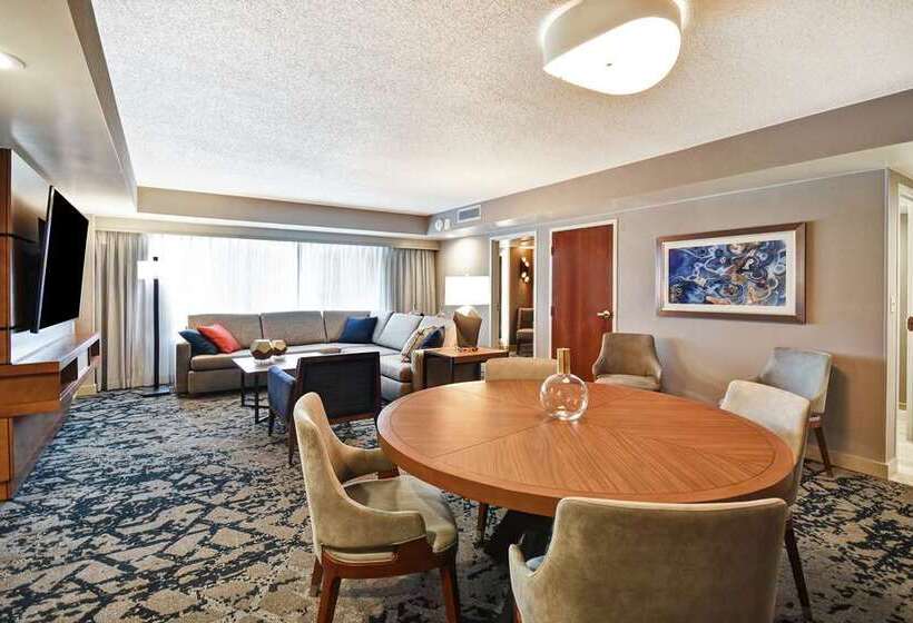 فندق Embassy Suites By Hilton Omaha Downtown Old Market