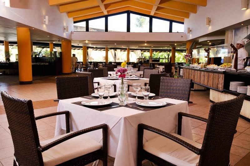 هتل Hesperia Playa El Agua