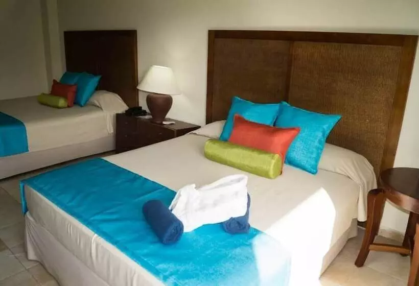 Hotel Hesperia Playa El Agua