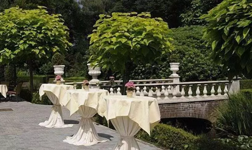 هتل Kasteel Wurfeld