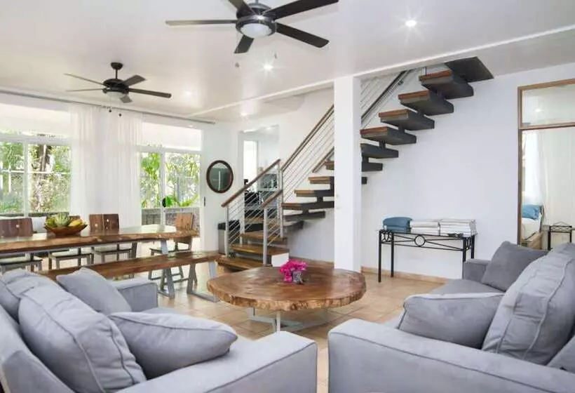 ホテル Luna Llena