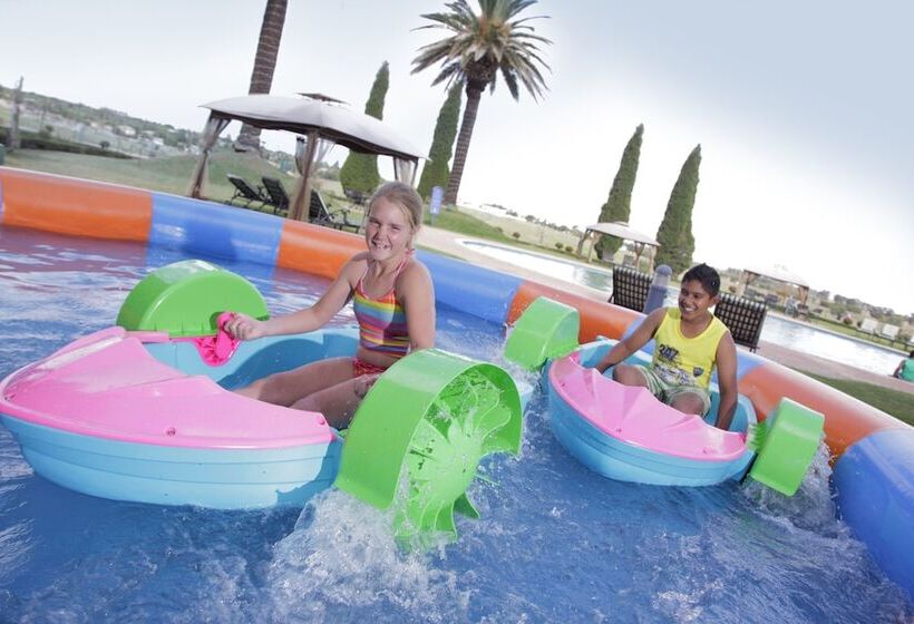 ホテル Walmont At Graceland