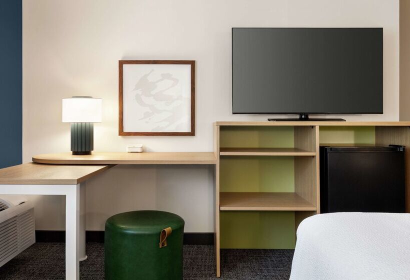 فندق Spark By Hilton Mystic Groton