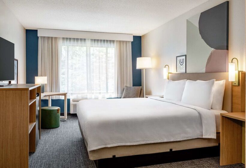 فندق Spark By Hilton Mystic Groton