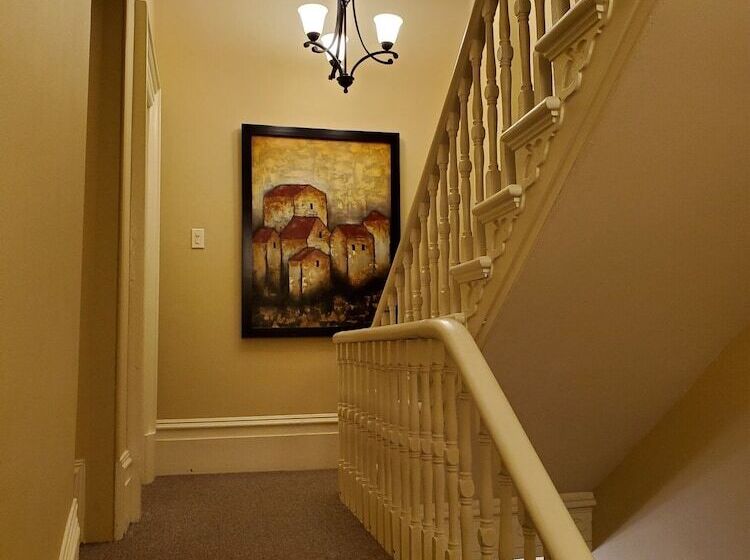 فندق Abba Inn Guest House