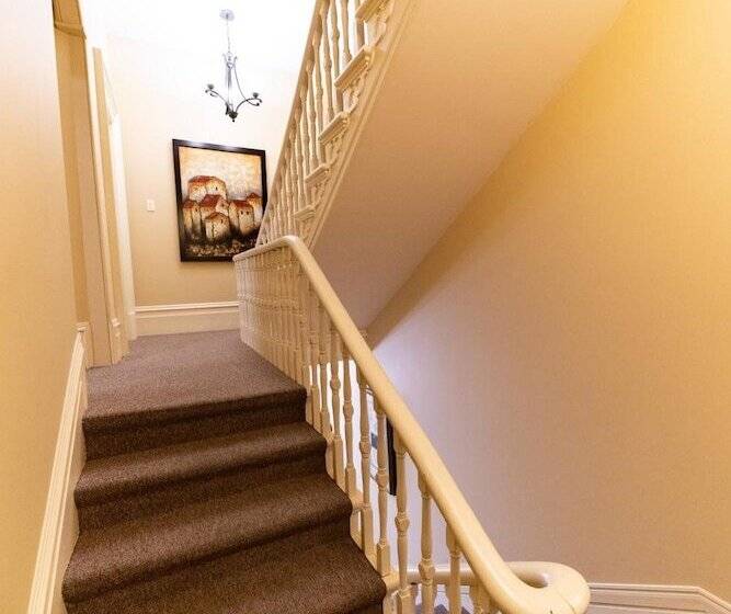 فندق Abba Inn Guest House