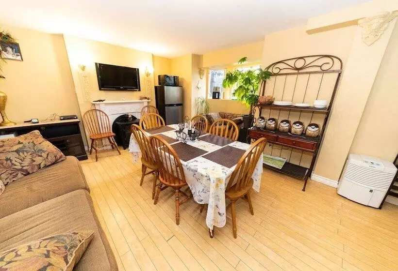 ホテル Abba Inn Guest House