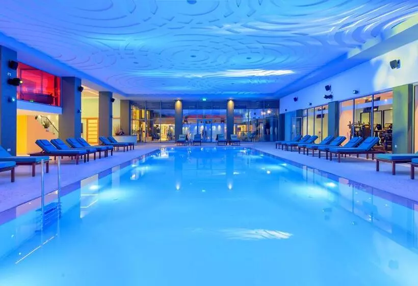 酒店 Arina Beach Resort