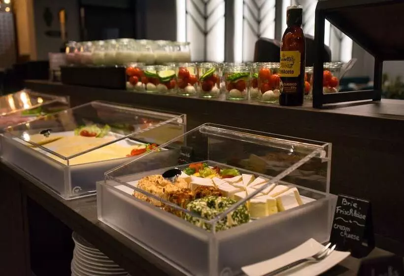 Best Western Plus Hotel Regence