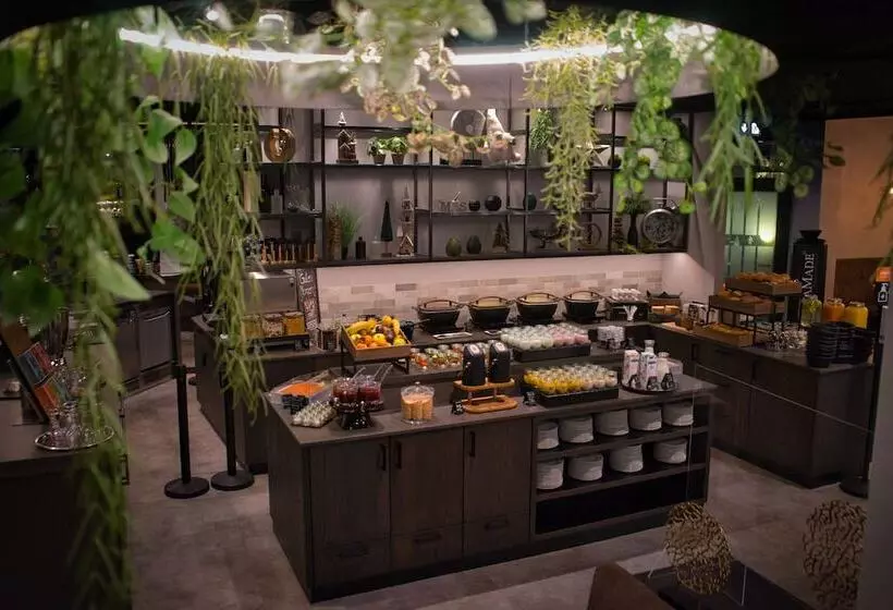 Best Western Plus Hotel Regence